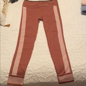 Pink fabletics leggings in excellent condition!